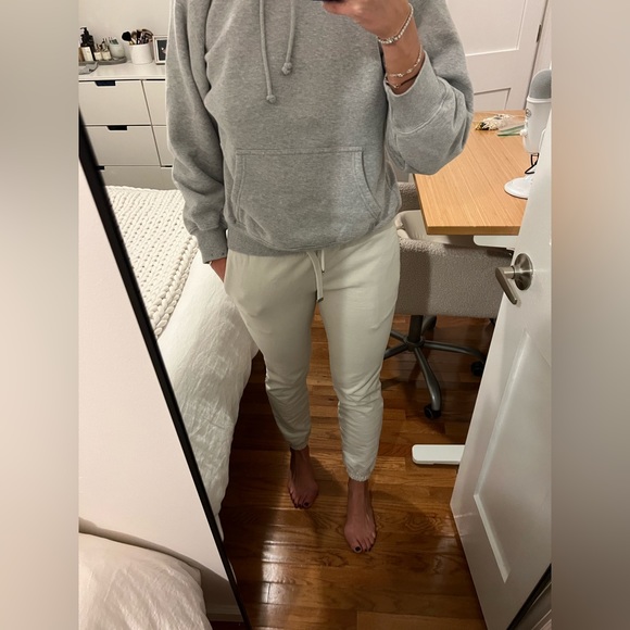 Talentless Women’s Heavyweught Sweatpants - Picture 4 of 8